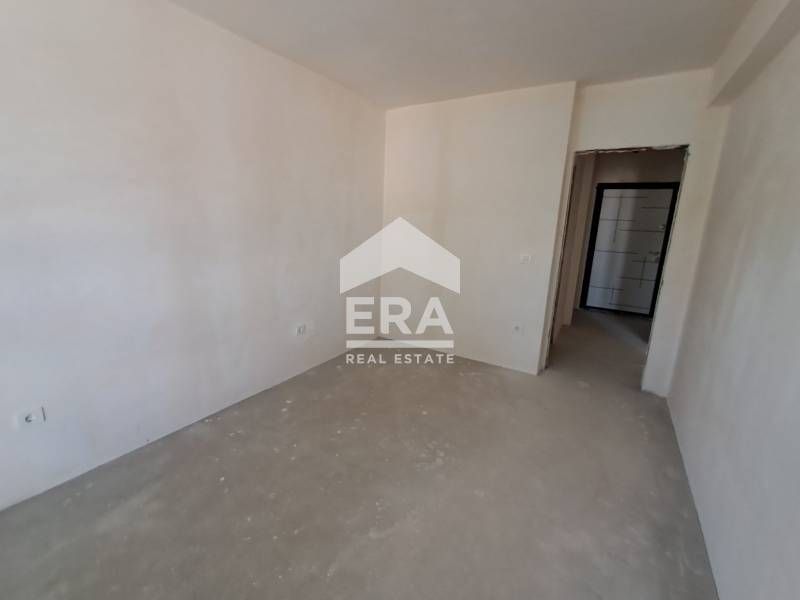 Продава се Двустаен апартамент в Варна, Аспарухово - 64 кв.м за 2105 €/кв.м - Снимка #9