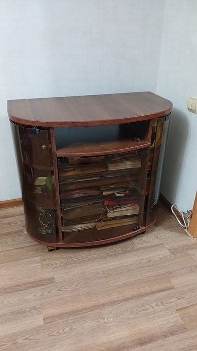 Тумба под телевизор