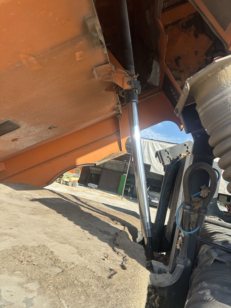 Dezmembrez Mercedes Atego 1324  maturatoare stradala