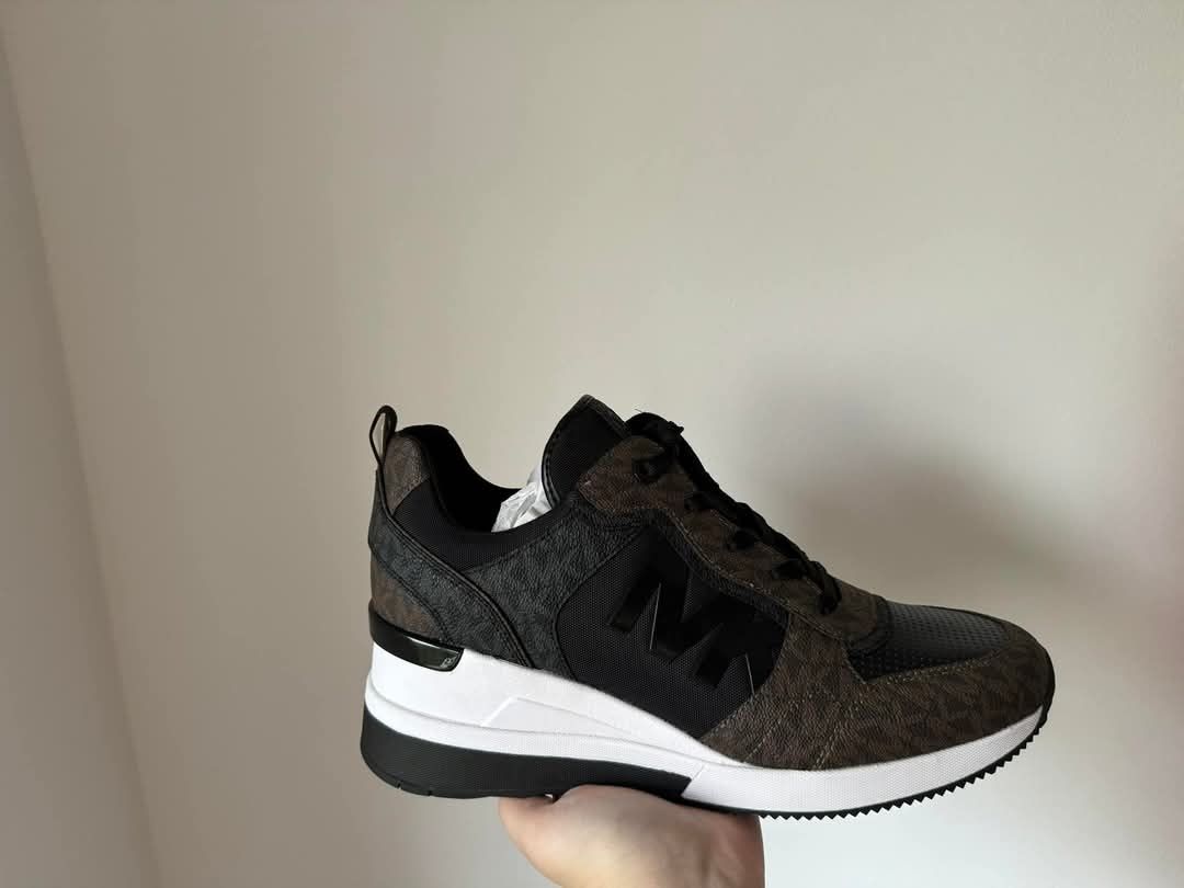 Sneakersti Michael Kors originali