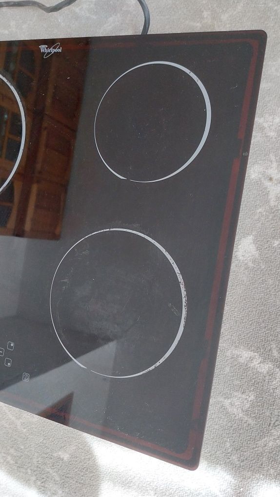 Керамичен плот за вграждане 4 зони Whirlpool