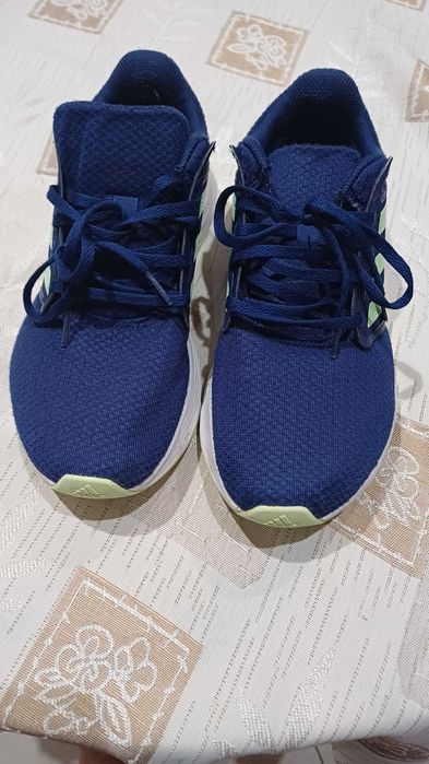 Маратонки Adidas