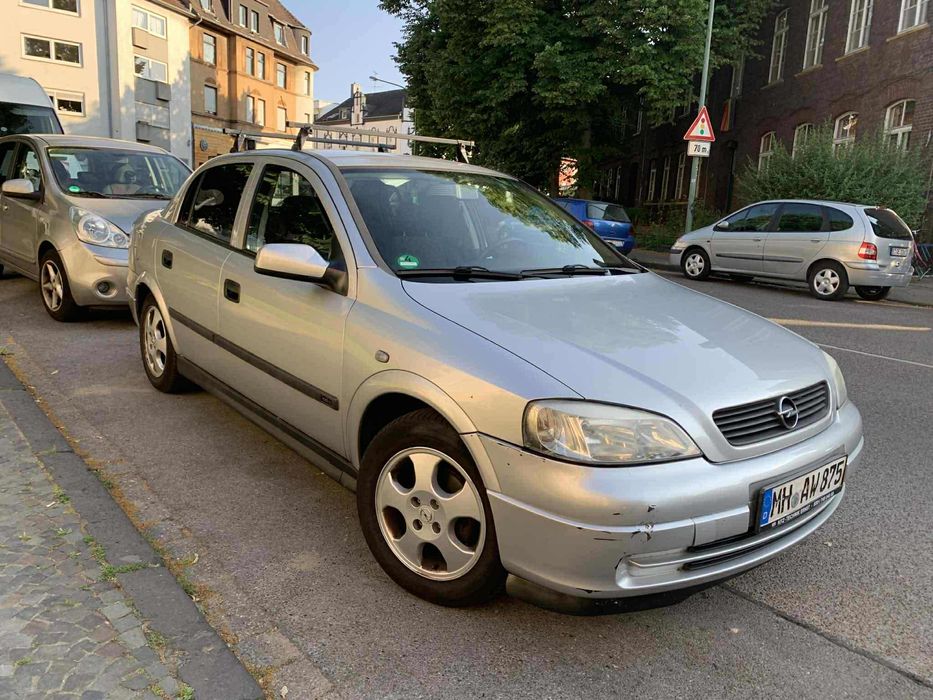 Opel astra 1.6 benzina clima