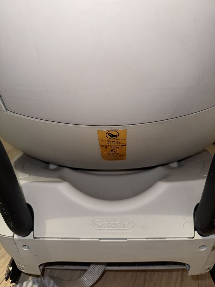 Столче Britax Romer ISOFIX 0-18kg
