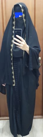 Женская мусульманская одежда. Абайя. Никаб