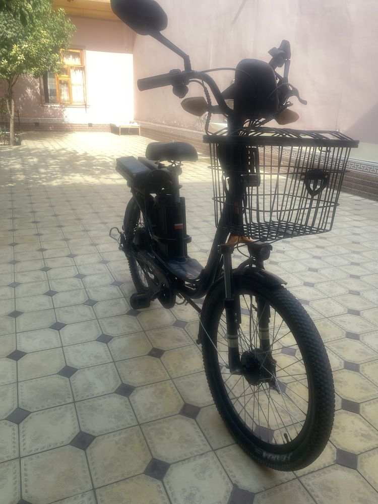 Skuter yaxshi holatda