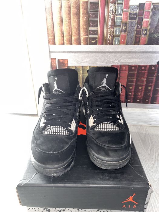 продаю 4джорданы дёшево