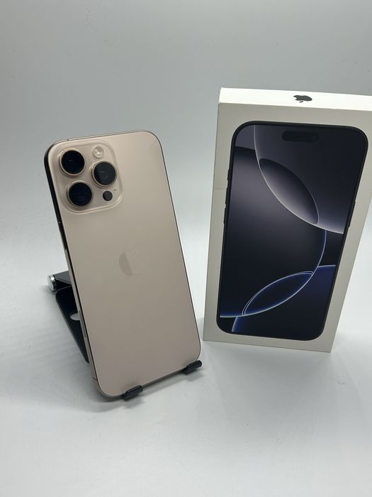 iPhone 16 PRO MAX - 256Gb - IMPECABIL - Baterie 97% + Garantie