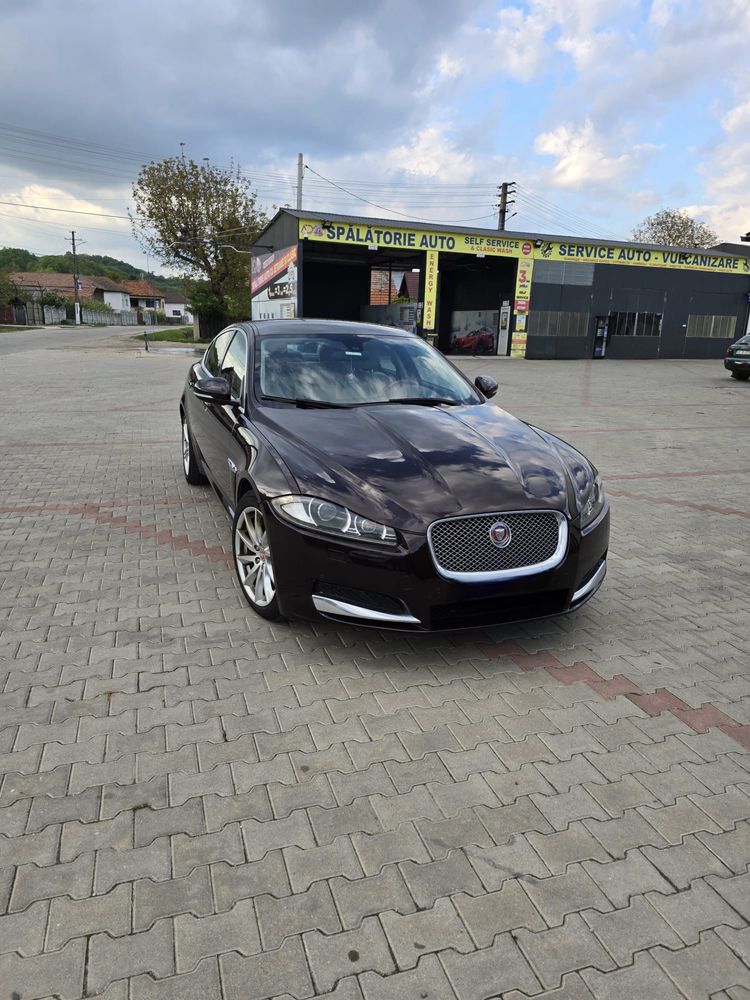 Vannd sau schimb jaguar xf 2014 unic proprietar