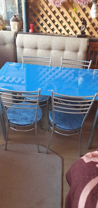Set masa si 4 scaune