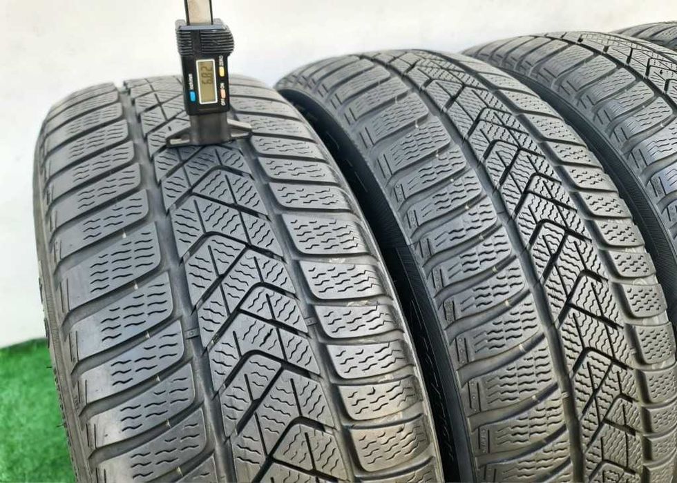 4бр. 225/55/17 PIRELLI Winter Sotozero 3 RFT- зимни