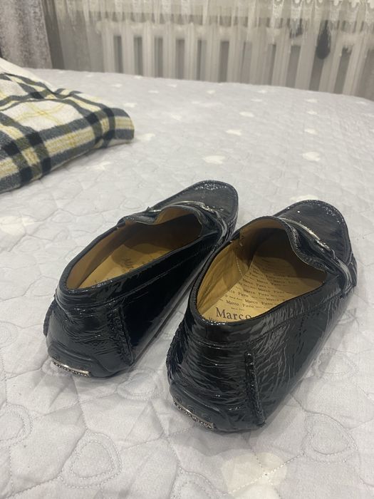 лакированные мокасины фирмы Marco Pierro