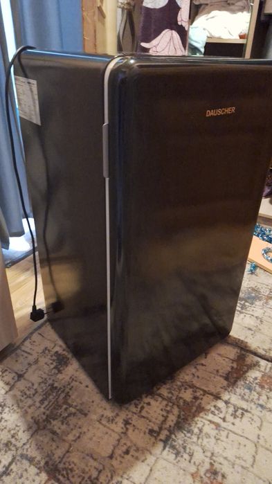 Холодильник миниатюрный