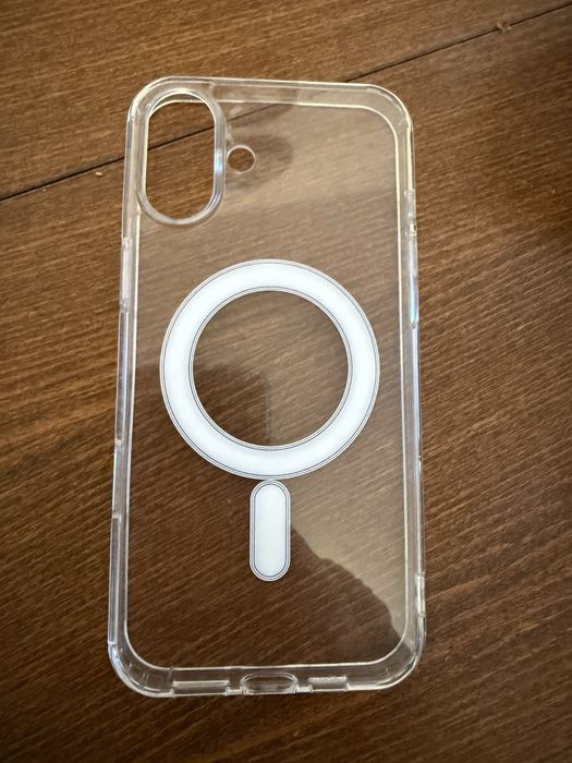 Два кейса и три стъкла за 16 plus