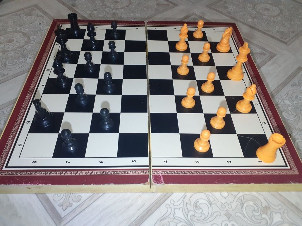 Продам шахматы размер 48см на 50см, цена 12000тг