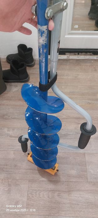 Продам бур для рыбалки