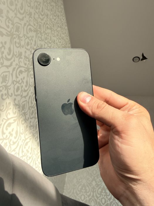 Iphone 16e 256gb black