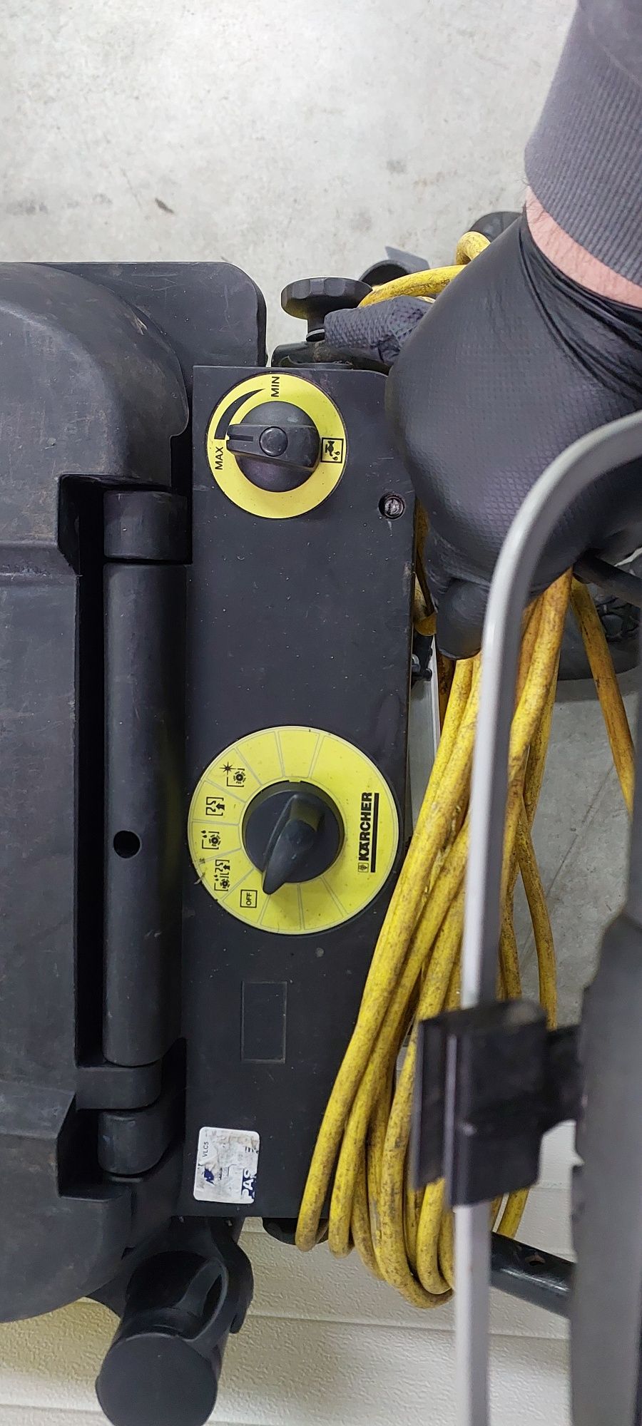 Masina de spalat pardoseli Karcher