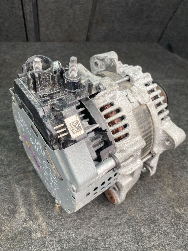 Генератор BMW G серия 8490439
