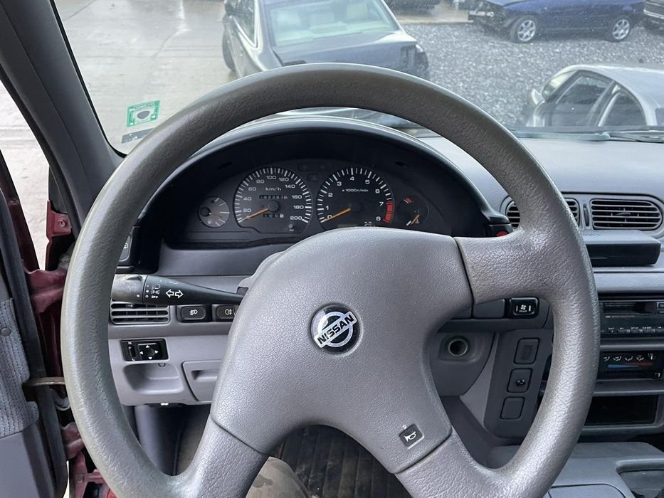 Нисан серена НА ЧАСТИ