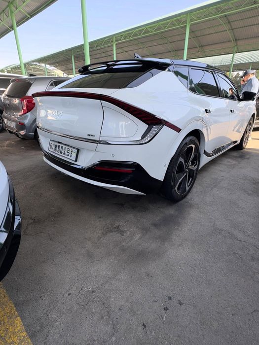 Kia EV6 gt line сотилади