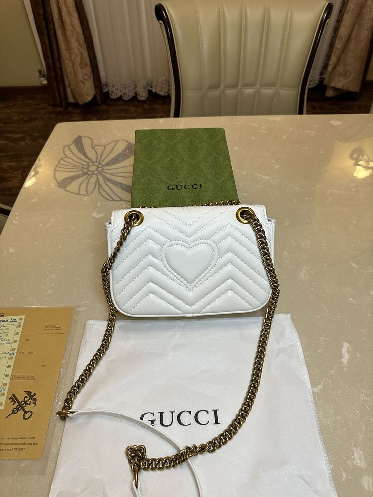 Geanta Gucci Marmont 22cm Alb/Piele/Cutie inclusa