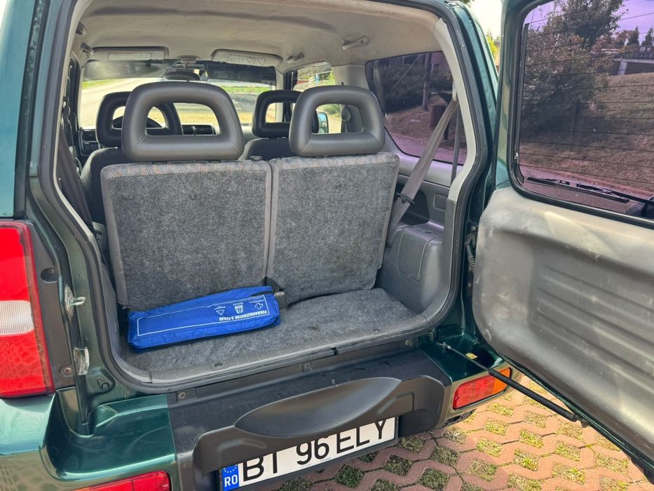 Vând Suzuki Jimny 4x4