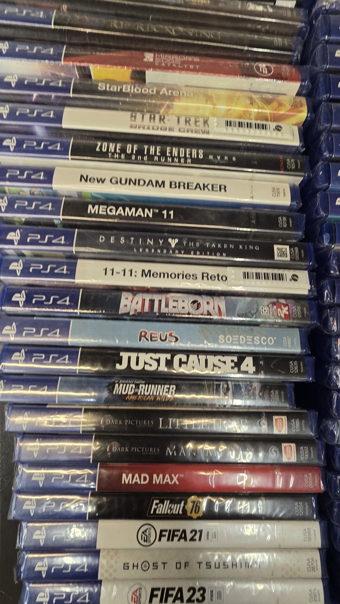 Fifa 23  много игр на play station 4