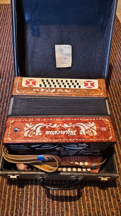Продаются гармошки в очень хорошем состоянии