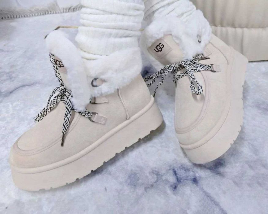 Ghete ugg îmblănite