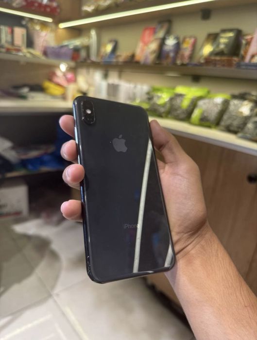 Iphone xs max sotiladi
