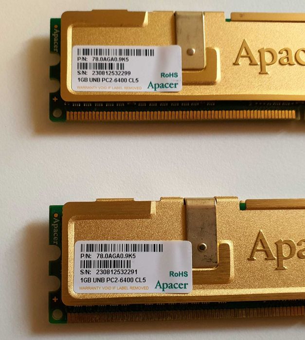 Set 2 Plăcuțe Memorie DDR2 Apacer 1GB PC2-6400 CL5 2GB