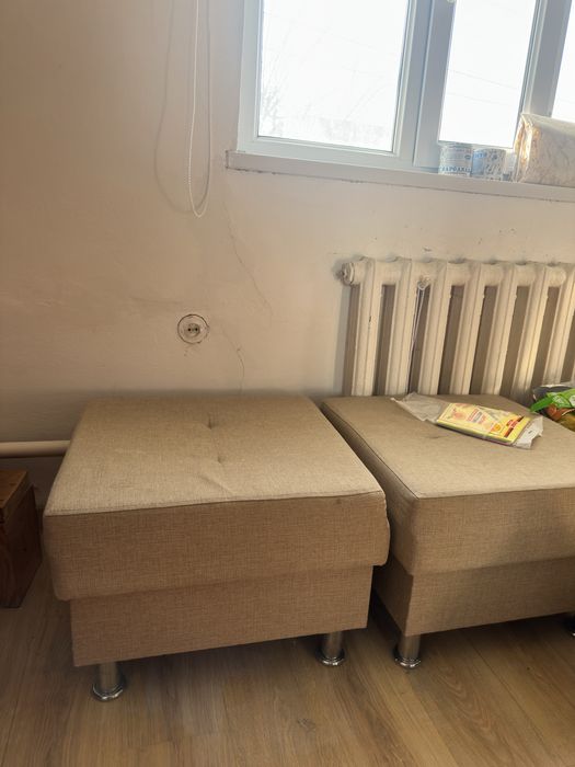 Пуфик,кресло 2 штук 3 штук