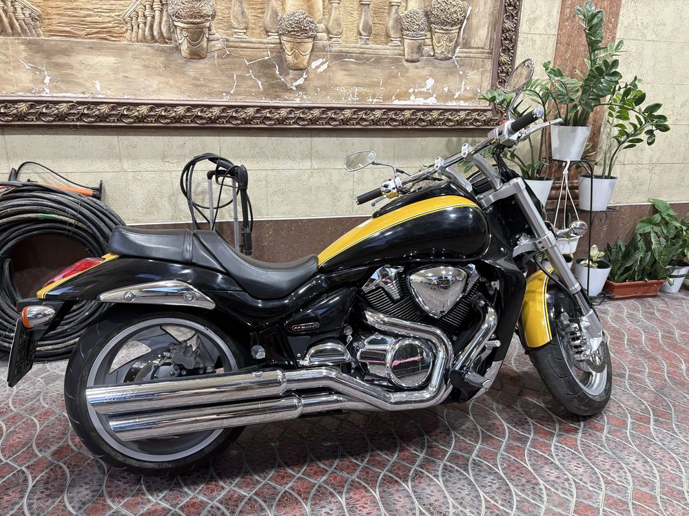Suzuki boulevard m109r