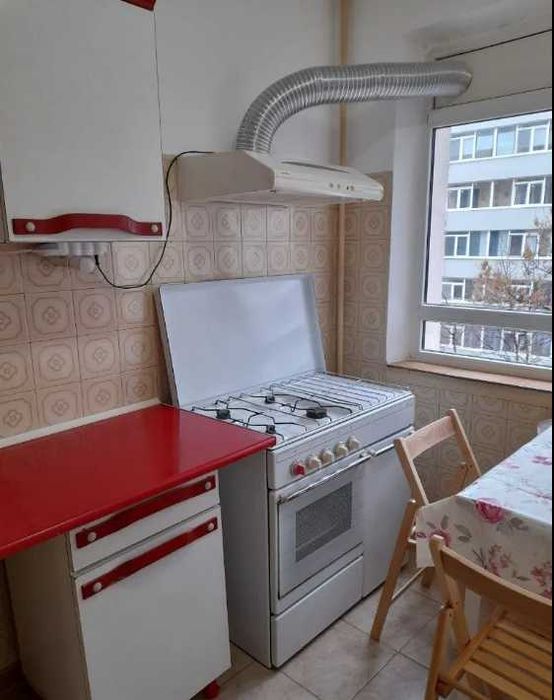 Дава се под наем Тристаен апартамент в Пловдив, Христо Смирненски - 90 кв.м за 285.6 € - Снимка #3