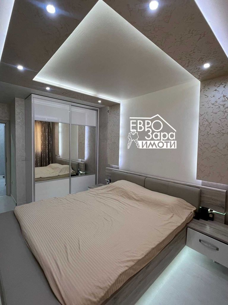 Продава се Тристаен апартамент в Стара Загора, Самара 3 - 111 кв.м за 1401 €/кв.м - Снимка #9