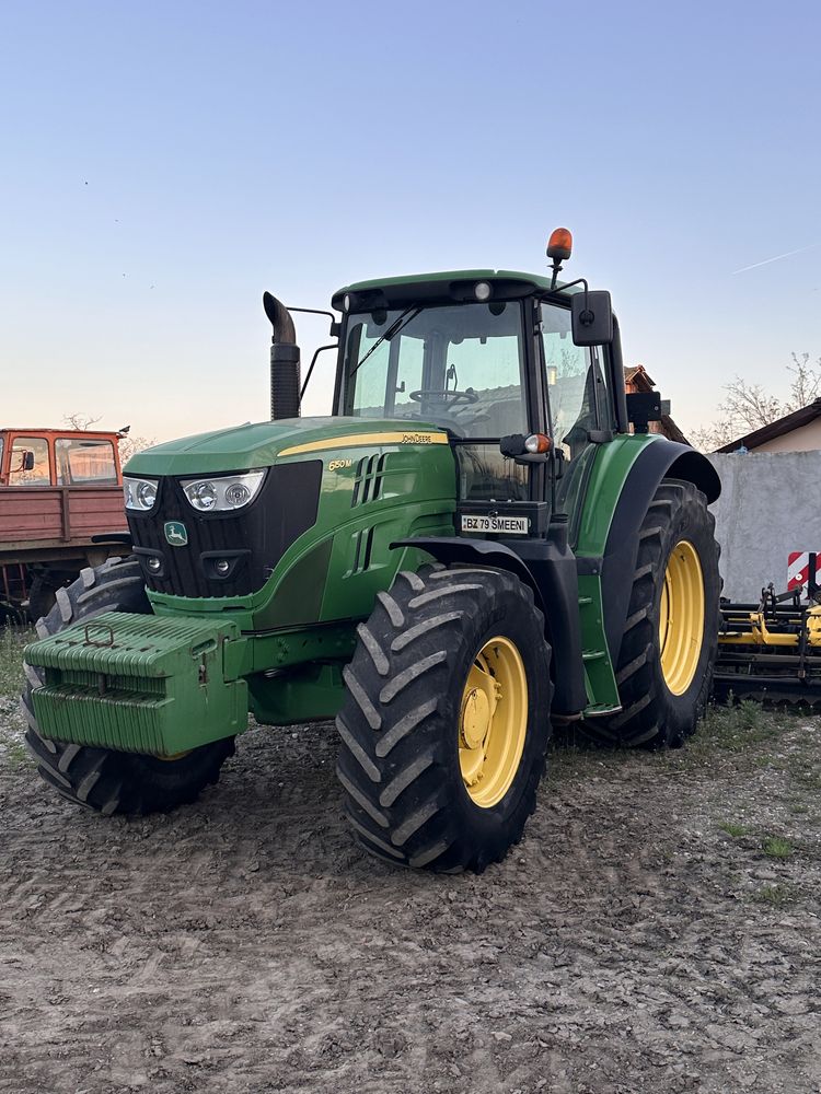 John Deere 6150M