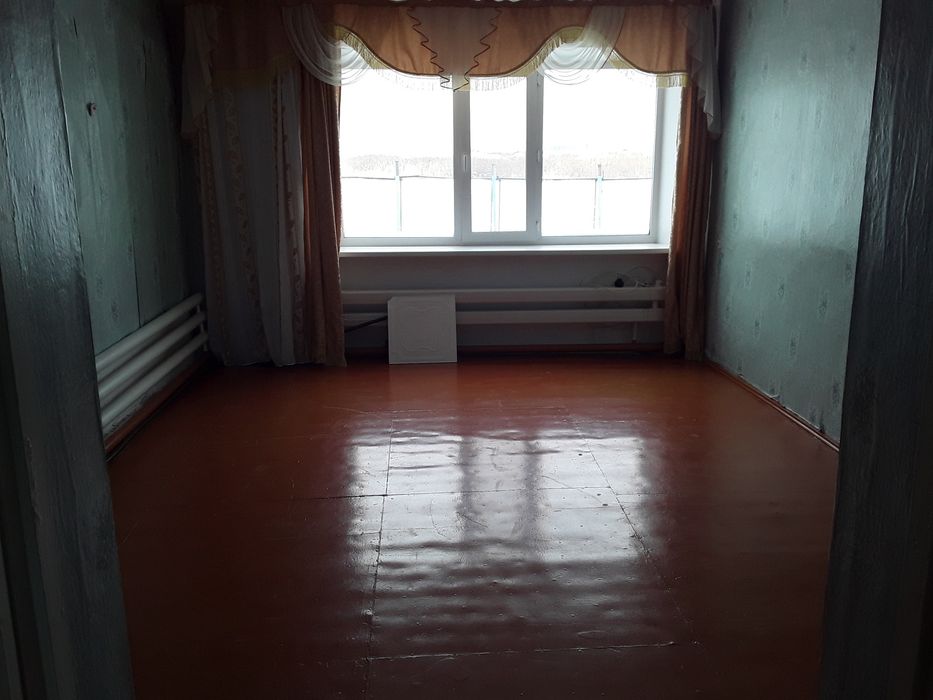 Дом рядом с трассой