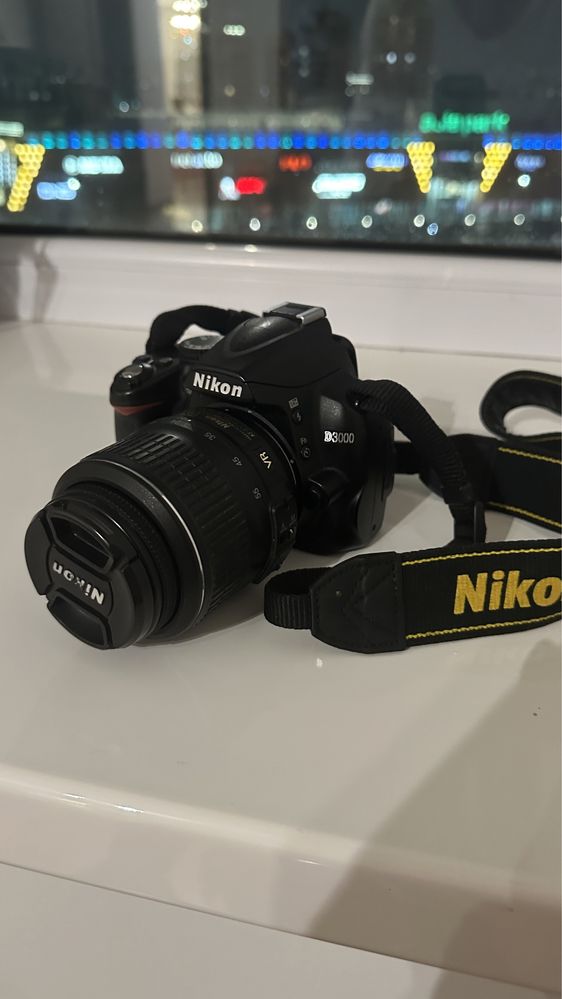Nikon D3000 DSLR