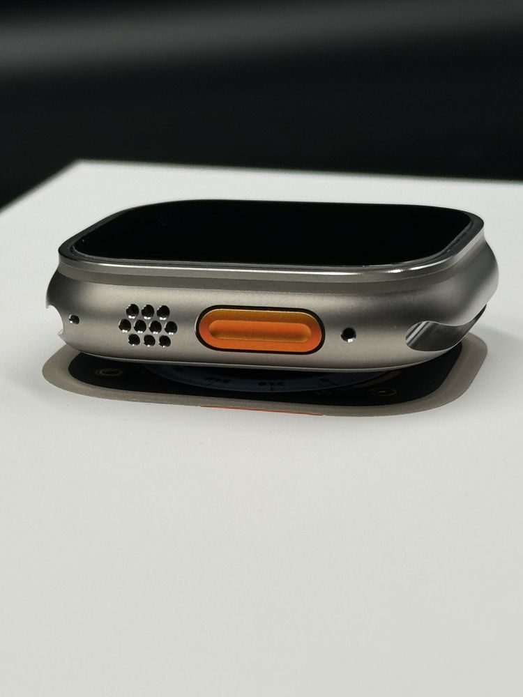 Apple Watch Ultra 49 mm Titanium Case (15м. ГАРАНЦИЯ)