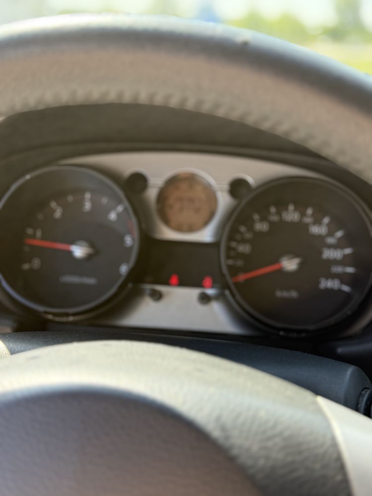 Nissan qashqai 2.l 2008