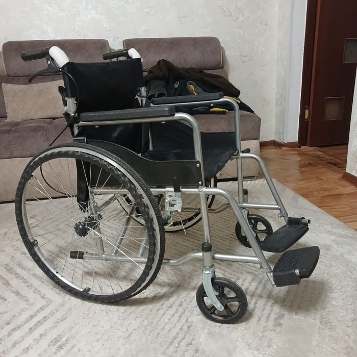 Инвалидная коляска