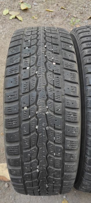Комплект шин 205/60/16 falken. Japan