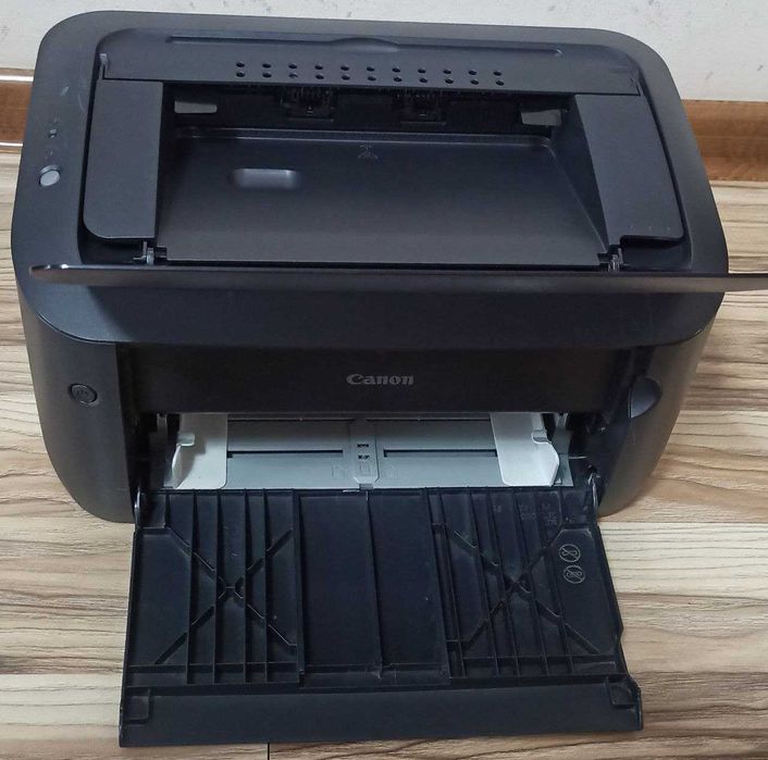 Продается принтер Canon LBP6000B