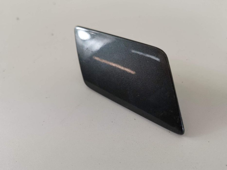 Ауди СКю5 / Audi SQ5 [ - ] Оригинален капак за мивка на фар от дясната