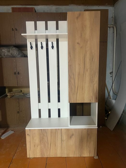 Прихожка,обувница сатылады