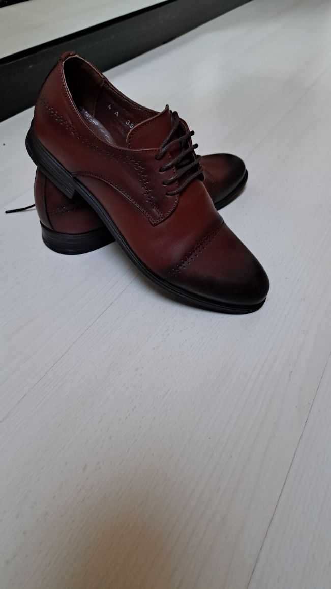 Pantofi piele băieți maro cognac mar 38