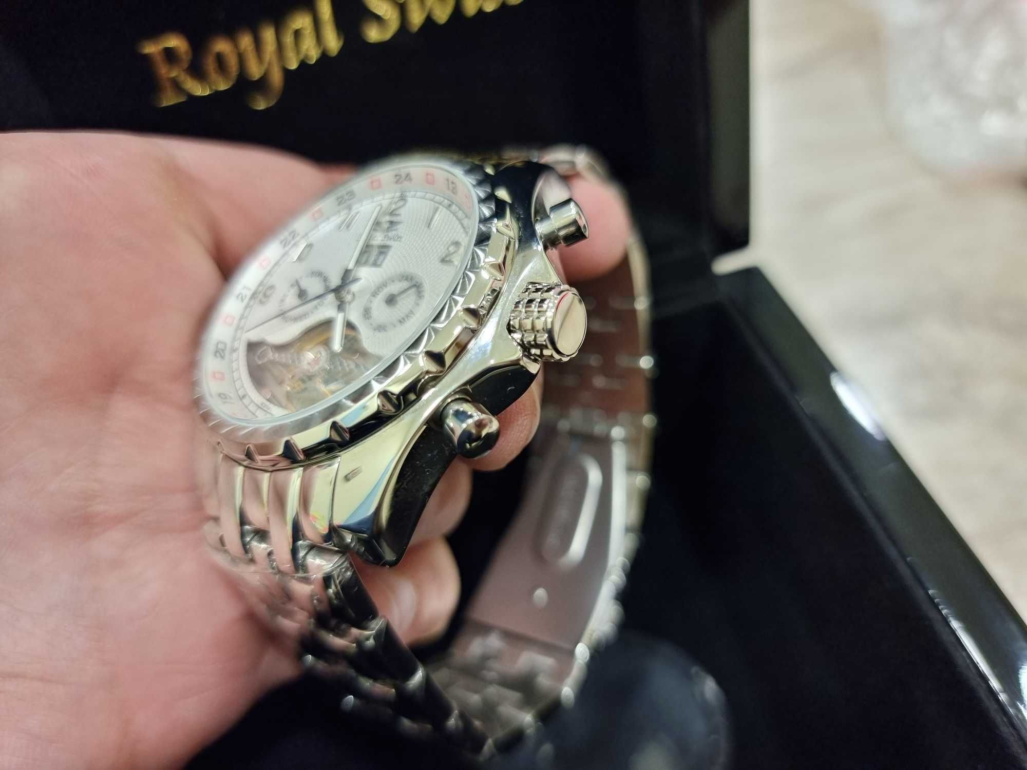 Часовник механичен Royal Swiss  45мм.