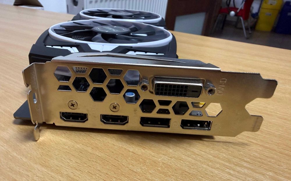 MSI GeForce GTX 1060 ARMOR 6G OCV1