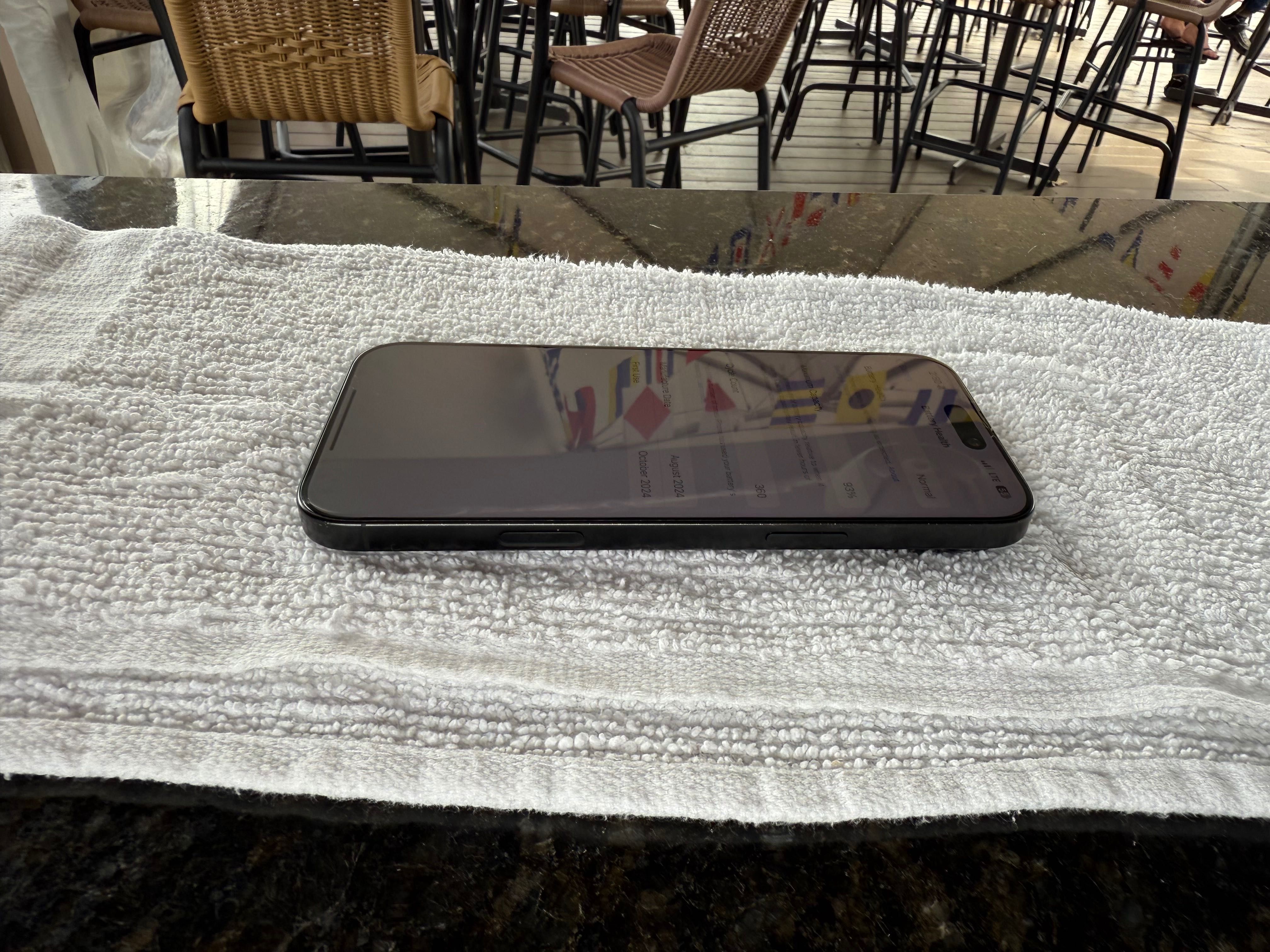 Iphone 16 pro max Black Titanium 256GB